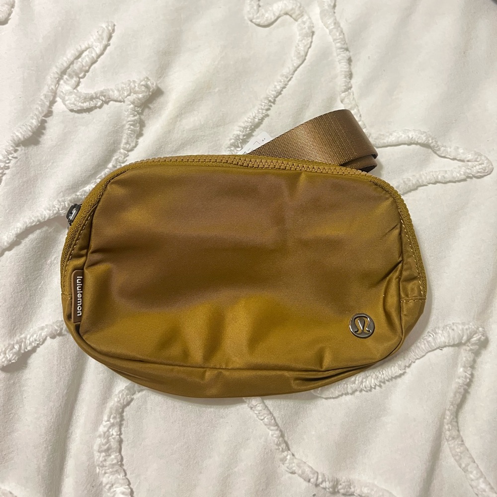 Burnt Caramel Lululemon Beltbag